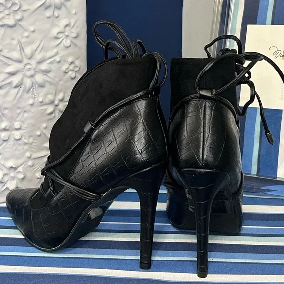 New black open croc animal print lace up high heel pointed pump boots - Picture 5 of 16